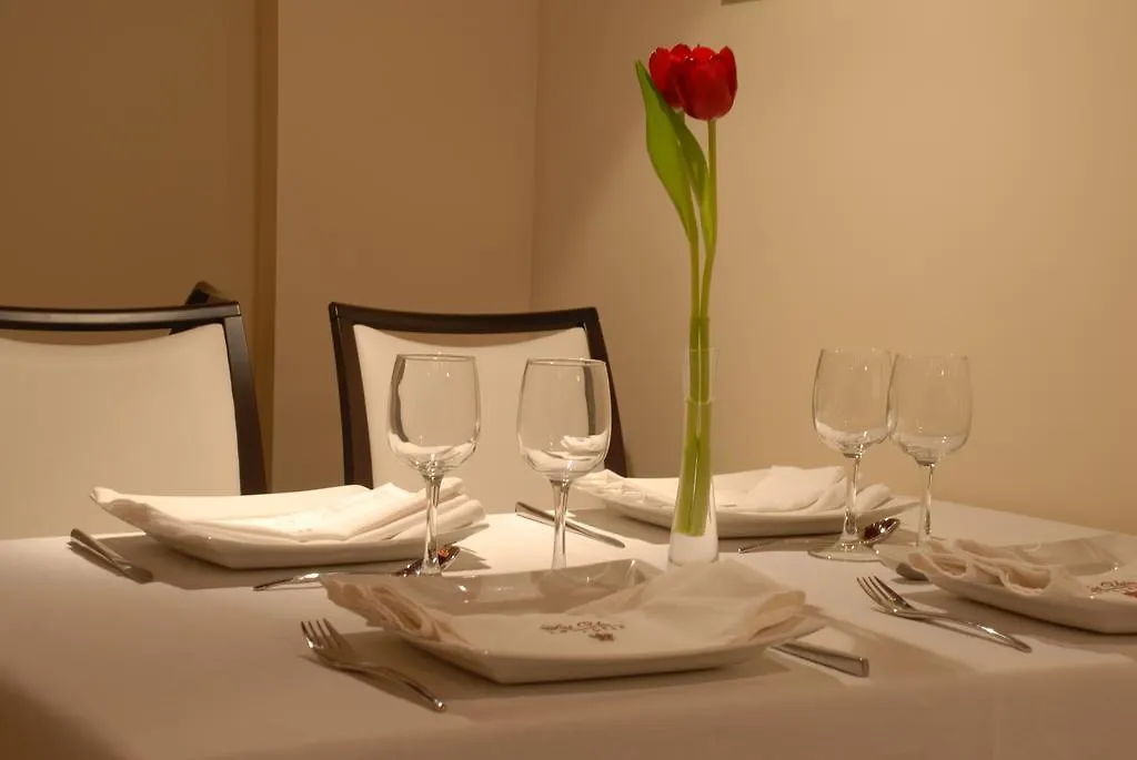 Hotel Los Usias Dos Torres Spain